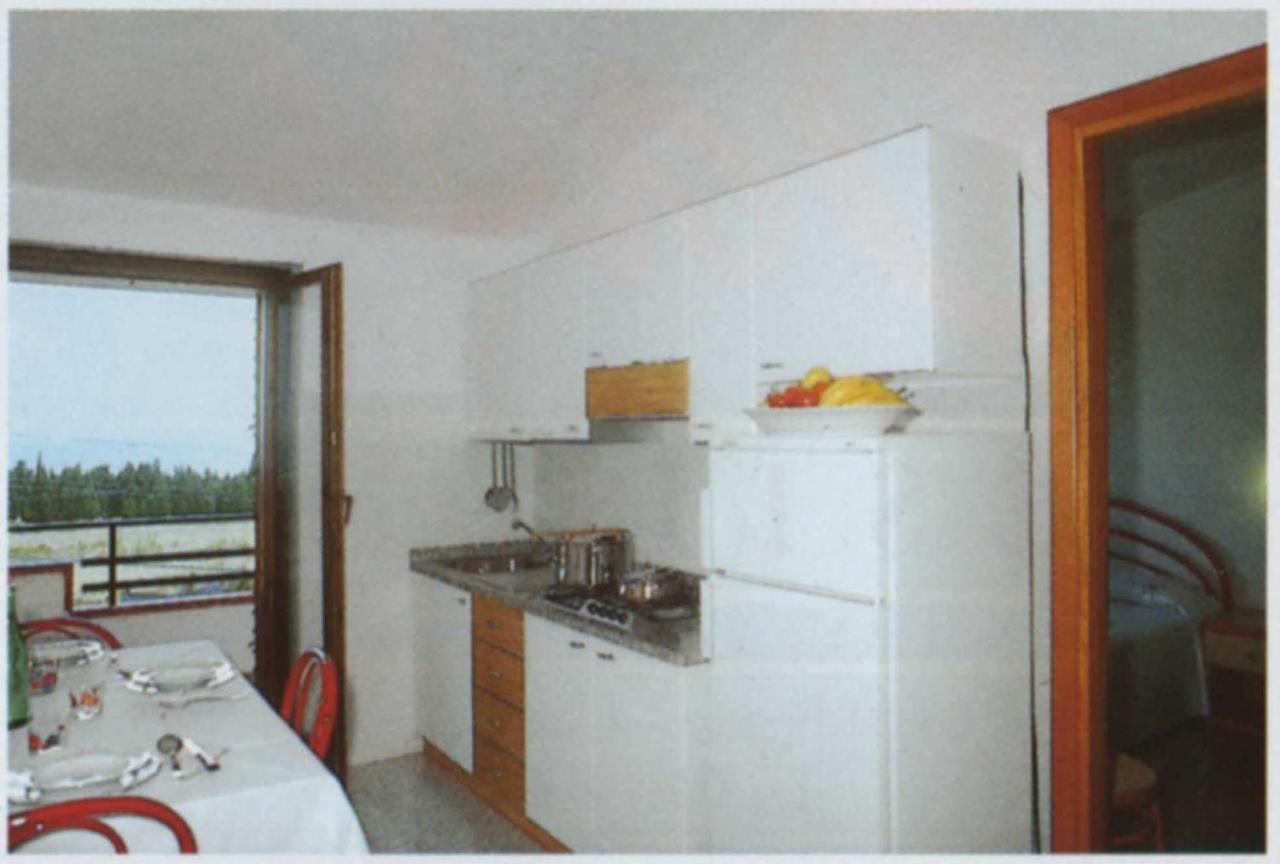 Residence Oasi Бриатико Стая снимка